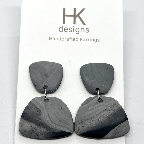 Cute Handcrafted Earrings - Picture 1 of 6